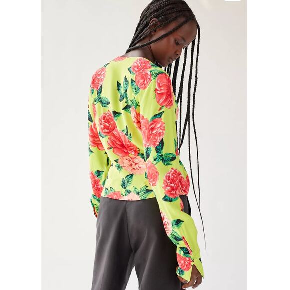 Urban Outfitters AFRM Yamila Printed Flyaway Top Small Floral Multi NWT - Picture 8 of 9